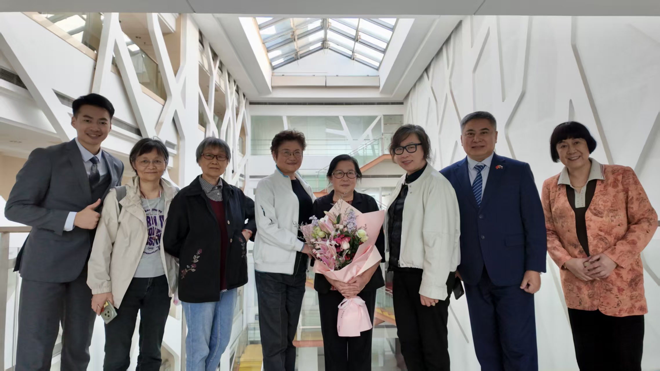 1761466747861625.jpg mmexport1761464510864.jpg